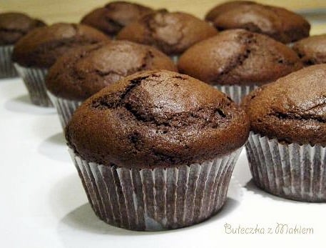 Muffinki kakaowe z likierem kawowym