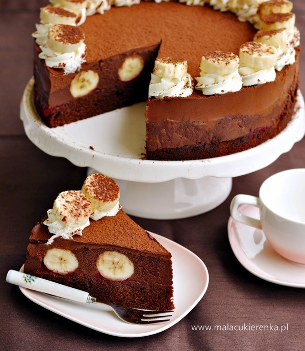 tort czekoladowy z bananami