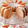Obłędna Wielkanocna Babka Truskawkowa 1