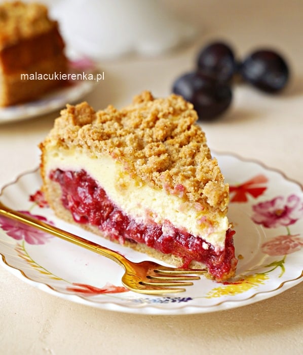 Obłędne ciasto ze śliwkami pod serową pierzynką i kruszonką 5