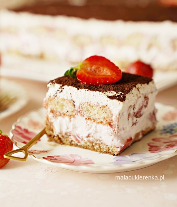 Szybkie, lekkie truskawkowe tiramisu  1
