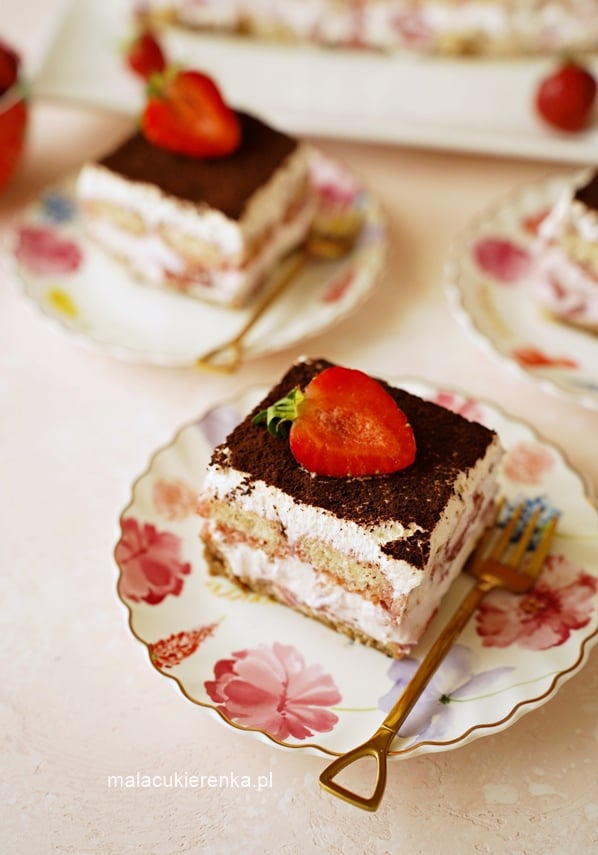 Szybkie, lekkie truskawkowe tiramisu  5